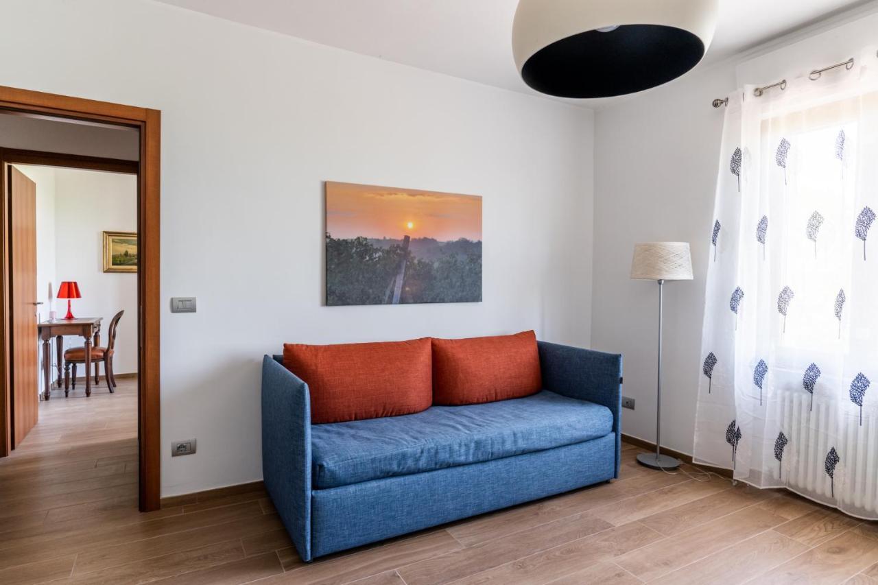 Agriturismo Tenuta La Meridiana Montegrosso d'Asti Luaran gambar