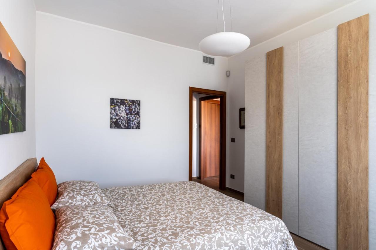 Agriturismo Tenuta La Meridiana Montegrosso d'Asti Luaran gambar